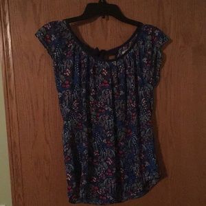 Floral pattern NWT Lauren Conrad top